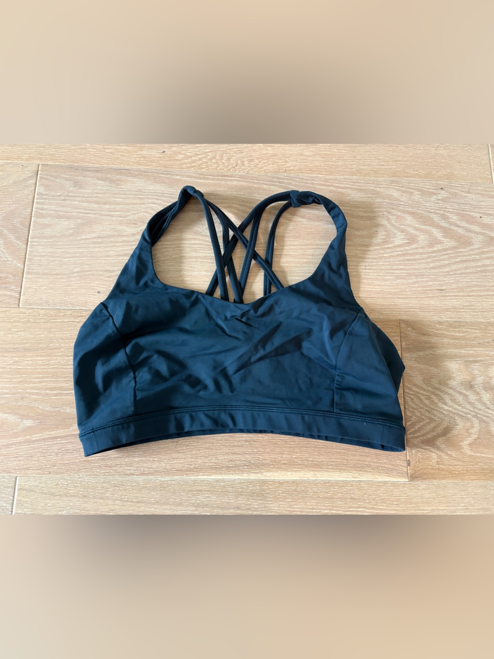 EUC lululemon free to be serene bra 10